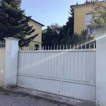 Location Studio De Charme 昂蒂布 外观 照片